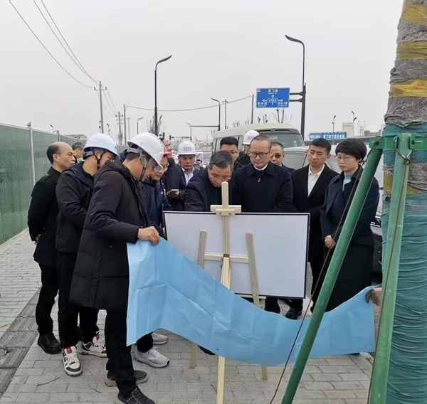 溫州市副市長(zhǎng)黃陽(yáng)栩蒞臨麥田能源項(xiàng)目調(diào)研